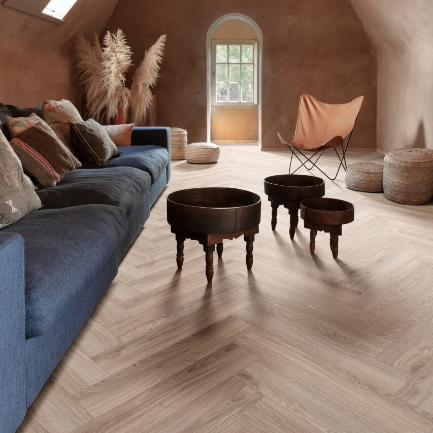 Виниловый пол Moduleo LayRed Herringbone Blackjack Oak 22218 от flatbox.by