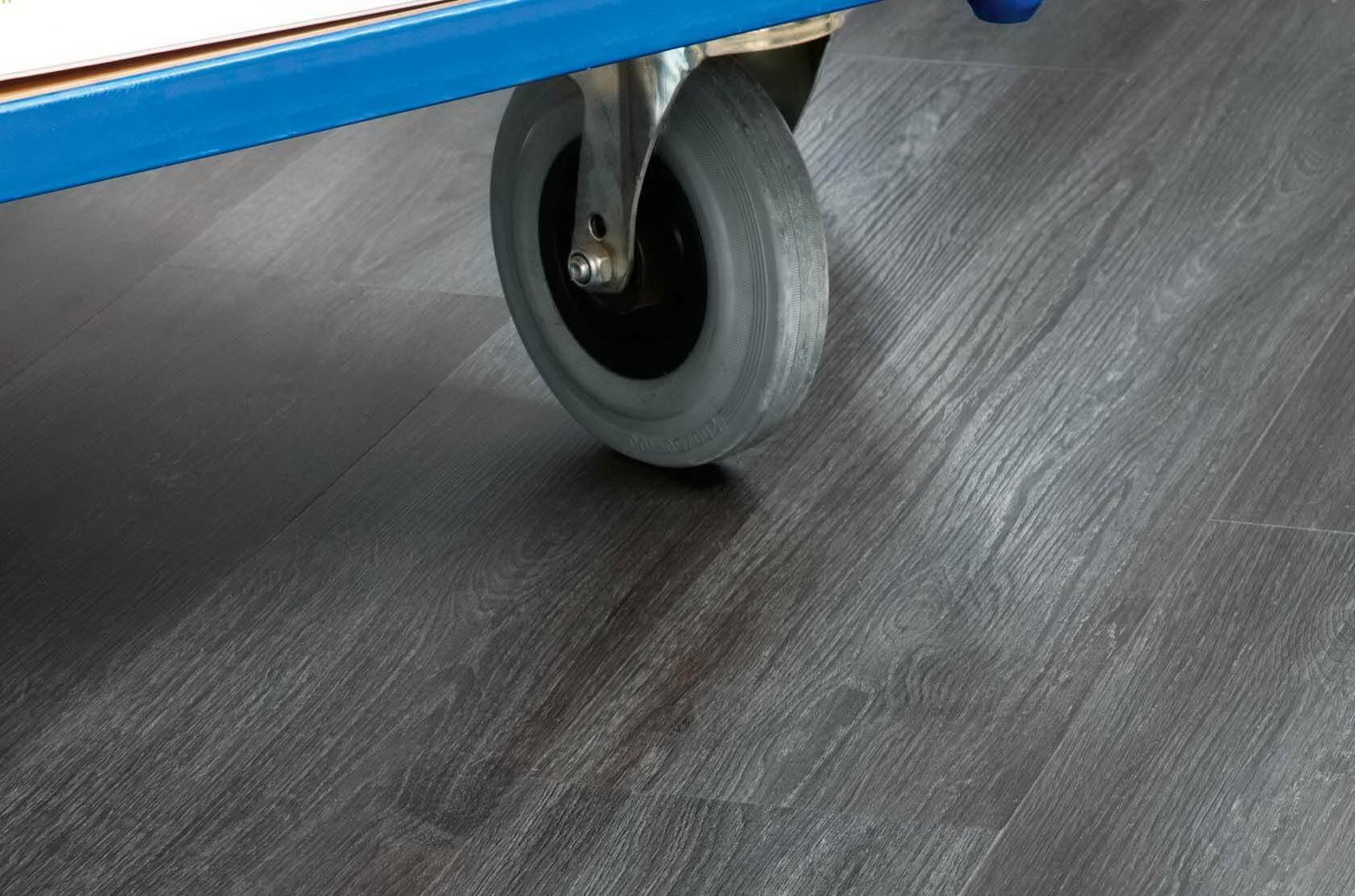 Виниловый пол Moduleo Transform Dryback Verdon Oak 24984 от flatbox.by
