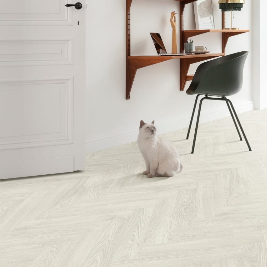 Виниловый пол Moduleo LayRed Herringbone Laurel Oak 51104 от flatbox.by