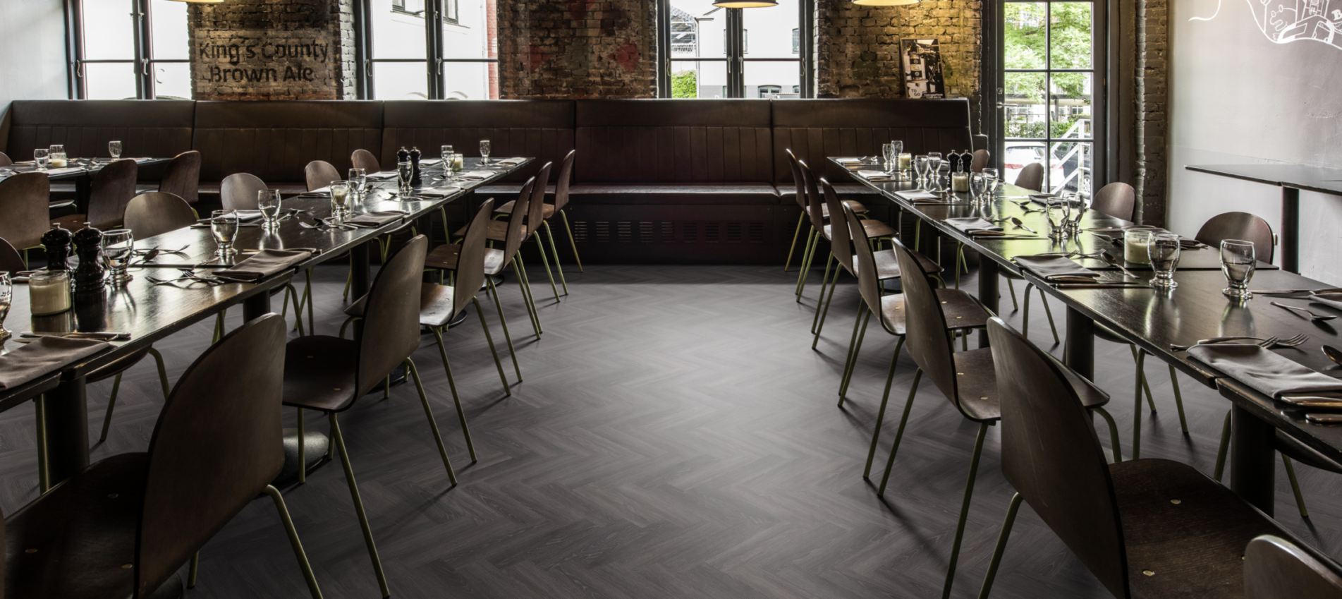 Виниловый пол Kahrs LT Click Herringbone Calder CHW 120 от flatbox.by